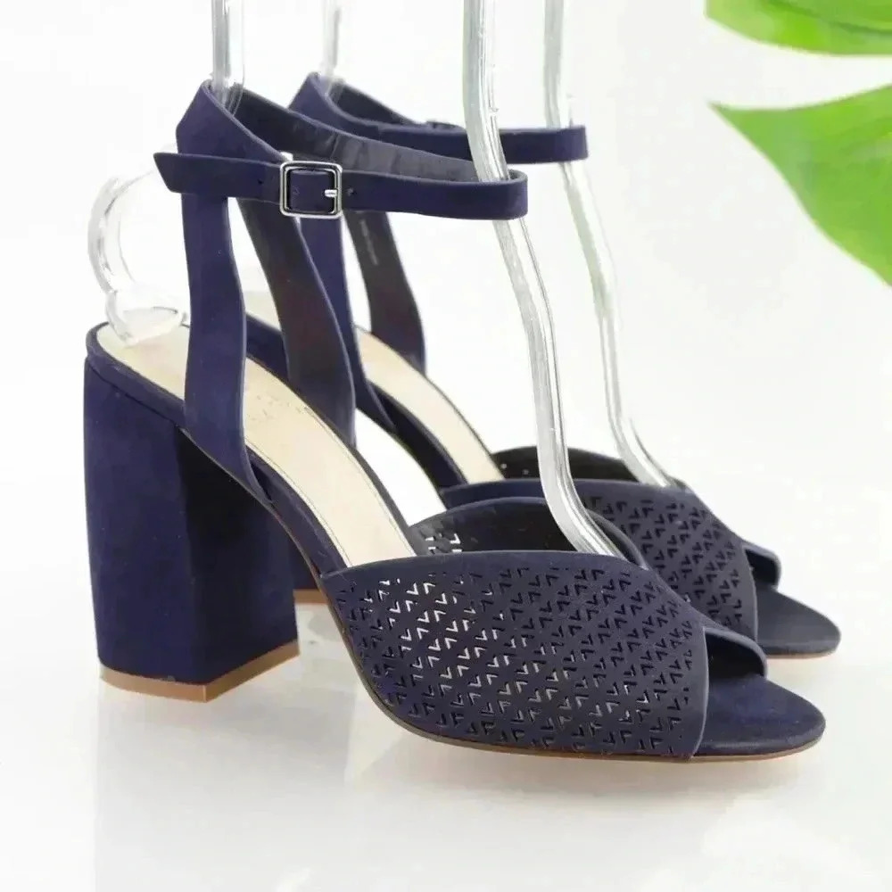 NWOT Vince Camuto Women's Gedda Sandal Size8 lBlock Heel  Ankle Strap Blue Suede